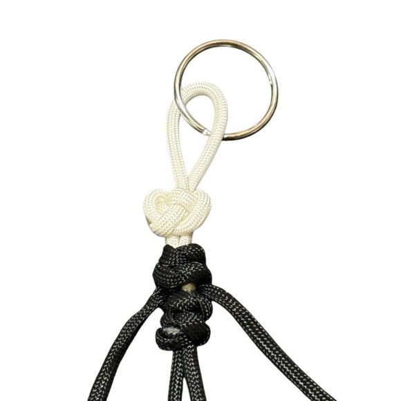 Handmade Jack Skellington Paracord Keychain - Picture 4 of 6